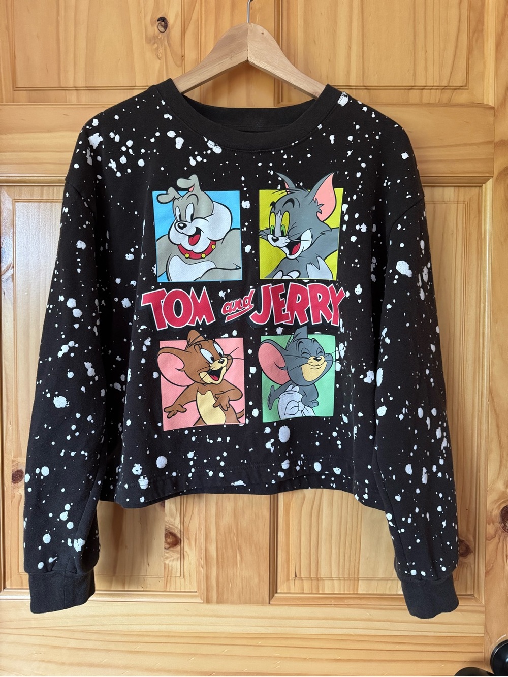 Tom & Jerry cropped paint splatter sweatshirt size XXL